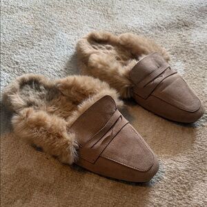 Women's Bamboo Tan Fur-Lined Loafers | Size 8 1/2